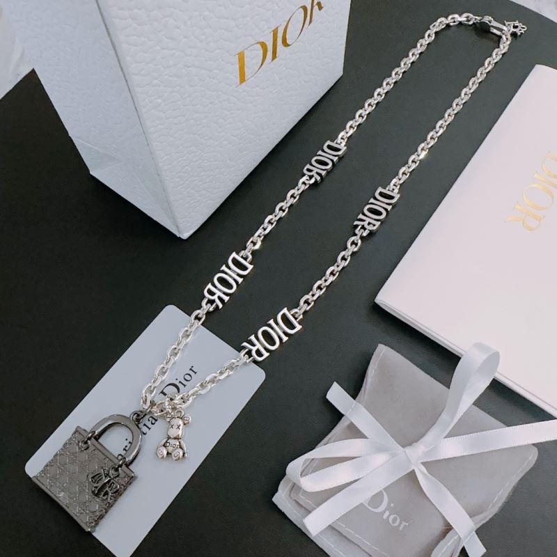 chr1st1an D10r necklaces